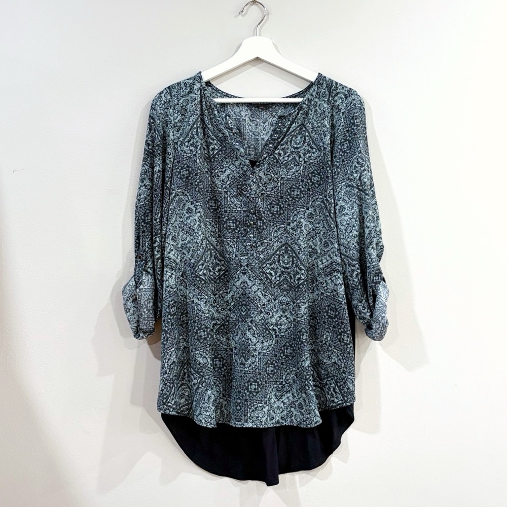 Rock & Republic Flowy Blouse Women L Blue Black Boho Tunic Roll Tab Casual